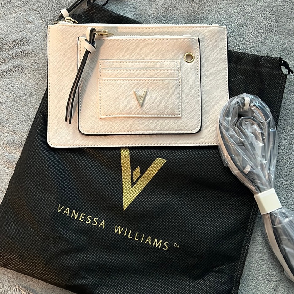 Vanessa Williams clutch